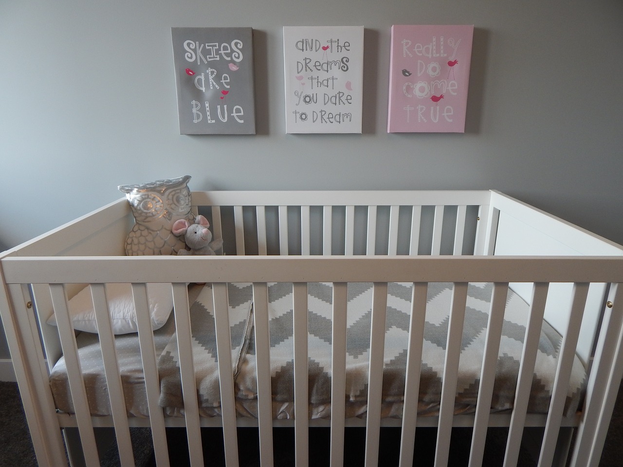 Featured image for “Best 4 In 1 Convertible Crib Sets for Your Growing Family”