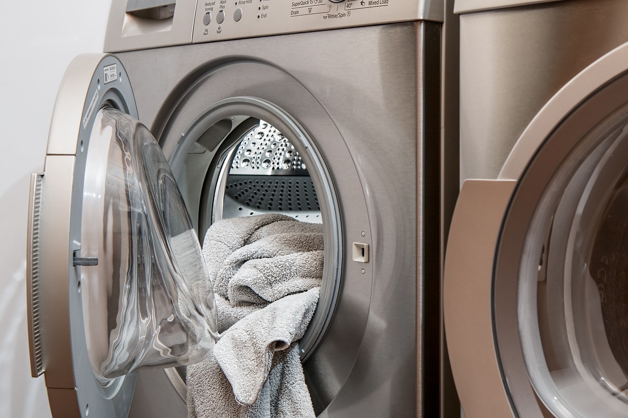 Featured image for “Best Washer Dryer to Save on Laundry Space”